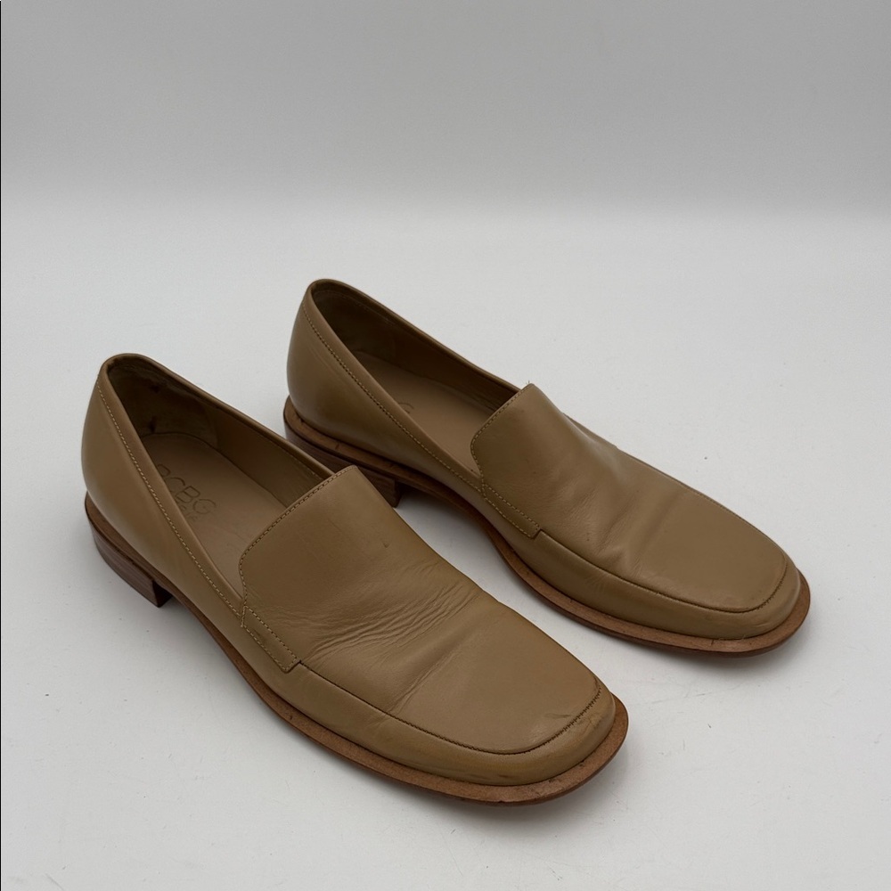 BCBGMaxAzria Men's Beige Loafers 12D slip on leather office event Y2K grandpa